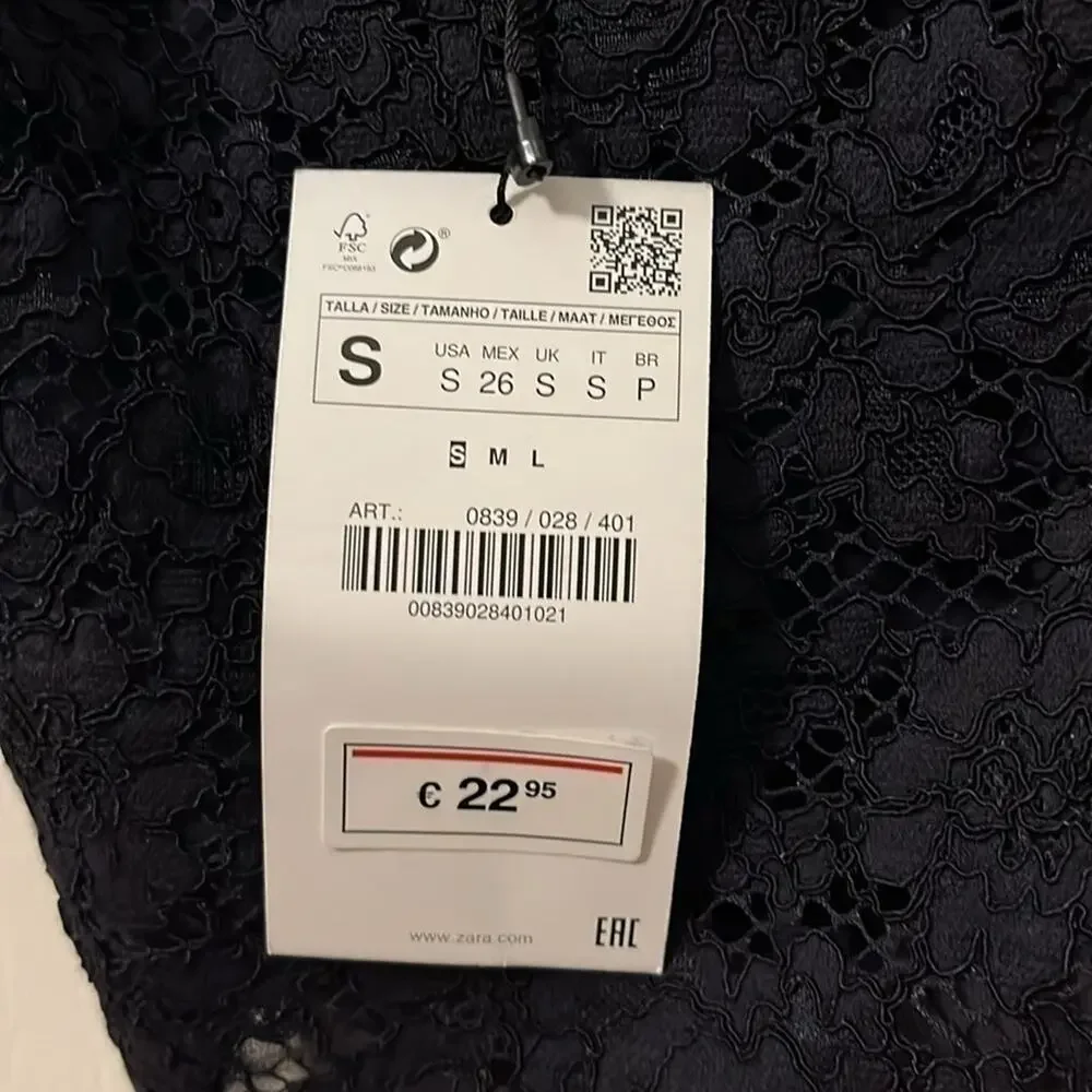 Zara NWT dark‎ navy blue floral lace crop top with sleeves size S